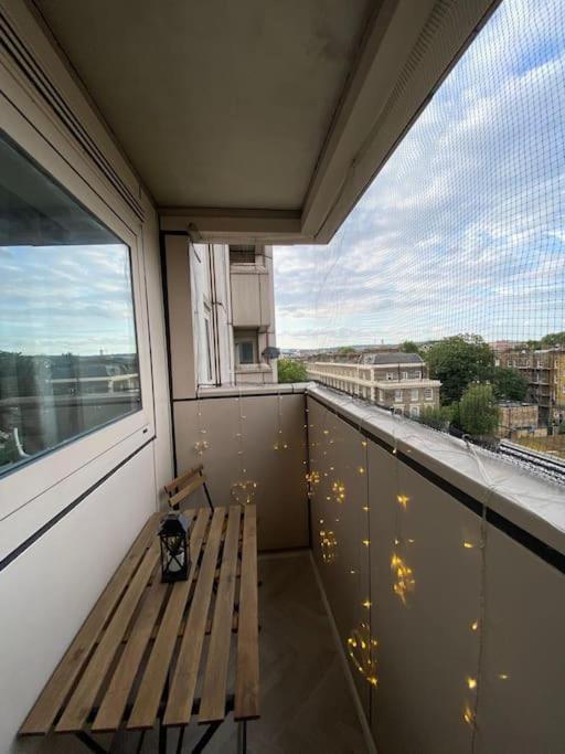 Апартаменты Comfy Entire Flat With City View Balcony In Regents Park, Camden, Central Лондон Экстерьер фото